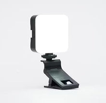 Load image into Gallery viewer, Plokama PK-79 Led Video Lig.ht Portable Phone Fill Light Clip COMPUTER MOBILE LIVE BROADCAST BEAUTIFICATION FILL CAMERA PHOTO Accessories: Phone Tripod, Phone Mount, LED Light and Microphon
