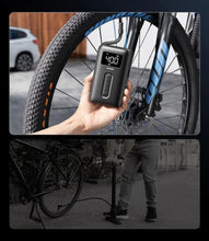 Load image into Gallery viewer, Ugreen CD259 air compressor with battery and LED lighting - black
